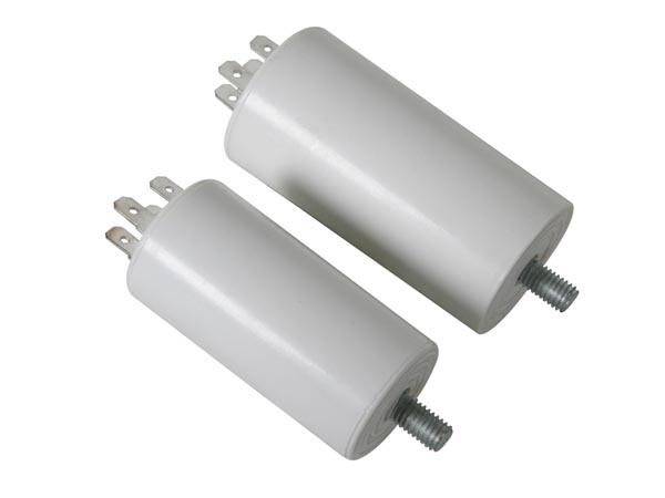 Condensateur de compensation pour lampe a decharge 10uf 450v 34x63mm avec filetage m8