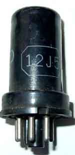 Tube electronique 12j5 / vt-135a triode 8 pins