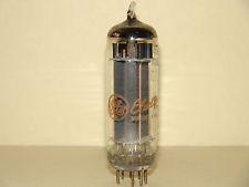 Tube electronique 7233 / triode 9 pins ( noval )