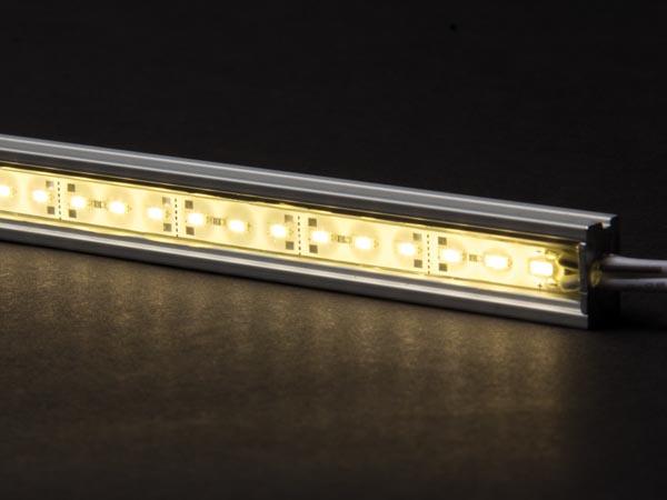 Barrette led rigide aluminium (50cm) blanc chaud 3700k ip65 12vdc 6w 0.5a (rendu 60w)