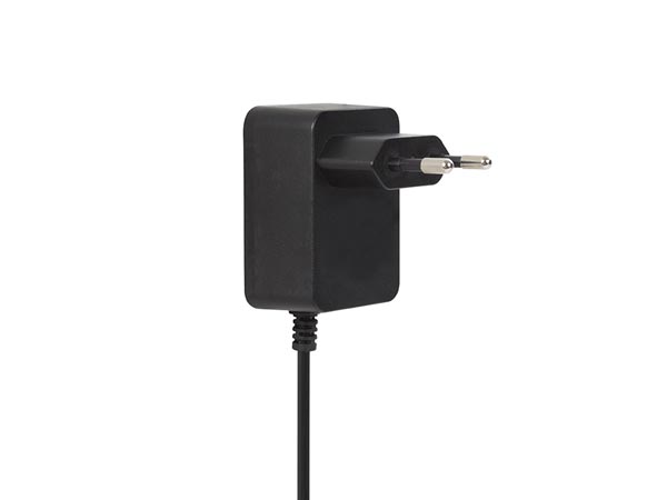 Alimentation universelle - ca/cc - 18 vcc - 1 a - 18 w - connecteur (2.1 x 5.5 mm)