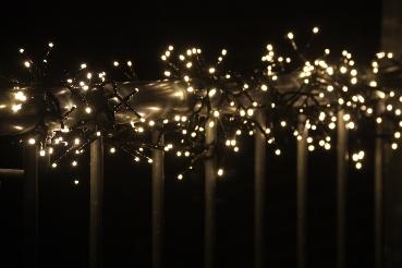 Guirlande à 400 leds  blanc chaud ip44 l=4m