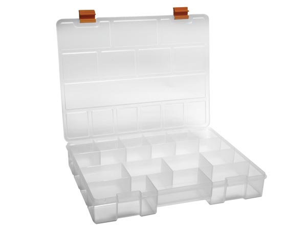 E44-Boite a outils + 4 x boites de rangement dim : 340 x 272 x 341 mm à  46,50 € (Plastique)