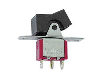 Interrupteur unipolaire on-off-on vertical a bascule pour ci 5a 28vcc