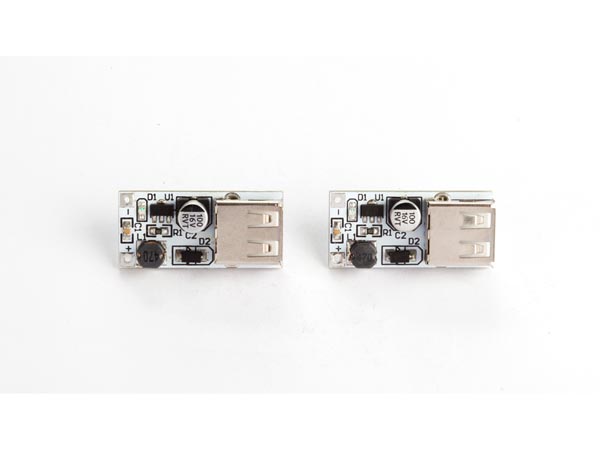 Module boost dc-dc / (2.5 v-5 v) 600 ma vers usb 5 v (2 pcs)