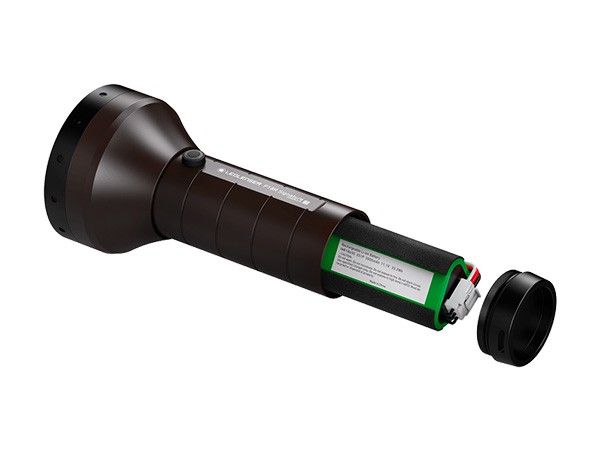 Lampe torche haute qualité / rechargeable / ultra puissante ledlenser p18r signature / 4500lm / portée 720m